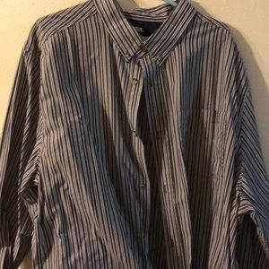 Men’s long sleeve button up